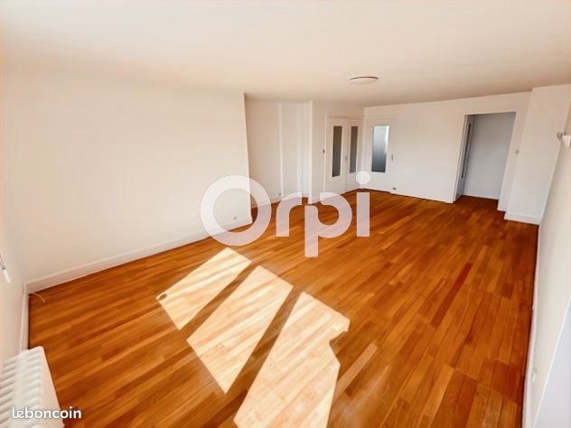 Appartement 3 pièces 97 m² · à Boulogne-sur-Mer · 97 m² · 950 €/mois