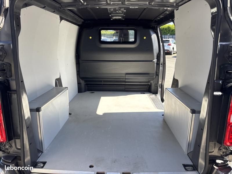 Citroen Jumpy Fg M 2.0 BlueHDi 180ch Business S&S EAT6 (image 10)