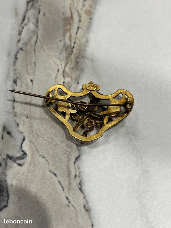 Broche Ancienne Laiton Représentant Un Couple De Boxers - Bon état, Thème Chien, Accessoire Vintage