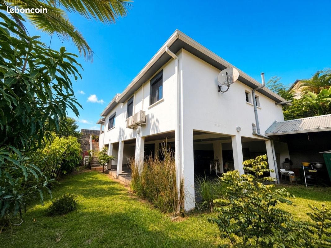 Maison 4 pièces 130 m² · à Saint-Benoît · 130 m² · 335 000 €