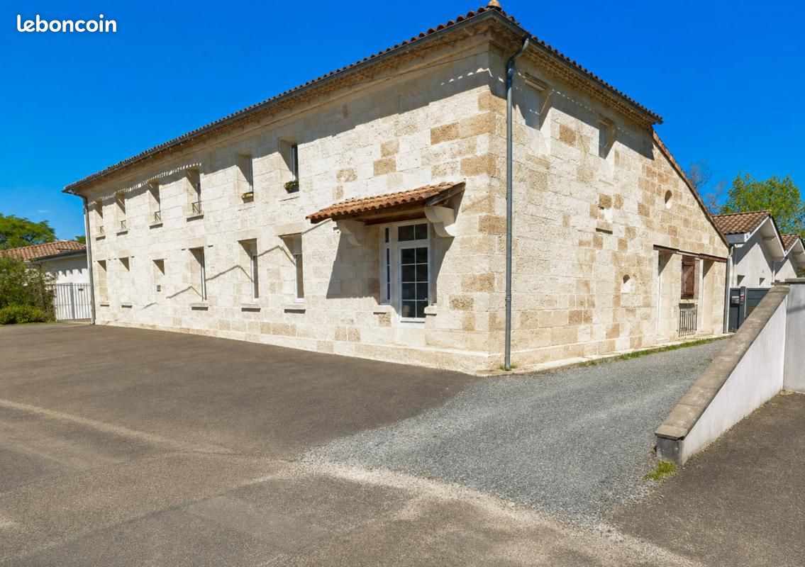 Immeuble 7 pièces 163 m² · à Saint-Loubès · 163 m² · 398 000 €