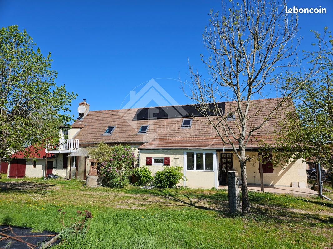Maison 6 pièces 190 m² · à Jaligny-sur-Besbre · 190 m² · 139 000 €