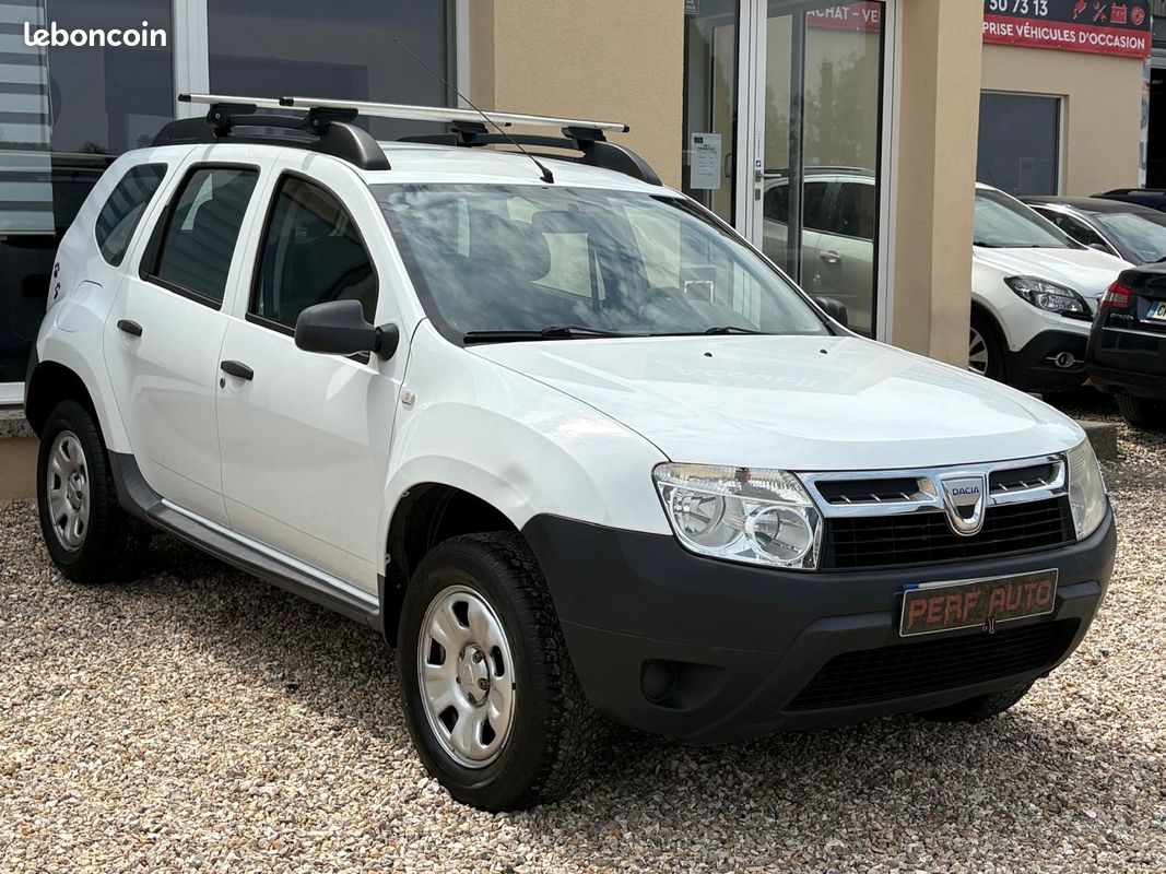 DACIA DUSTER 1.6 16v 105 4x2 Lauréate (image 1)