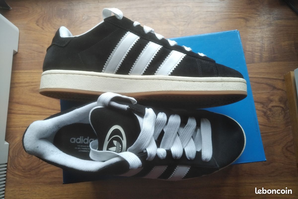 adidas gazelle silver green womens Adidas Campus 00s TKO Black Power Red main image 1