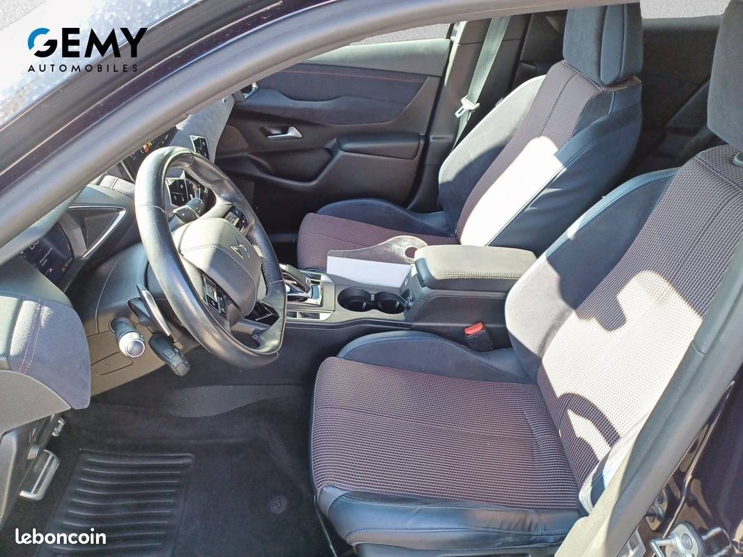 DS DS3 Crossback PureTech 130 EAT8 Ines de la Fressange Paris (image 9)