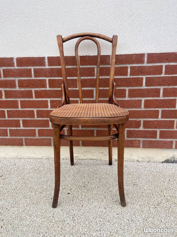 Chaise de bistrot vintage Thonet (image 1)