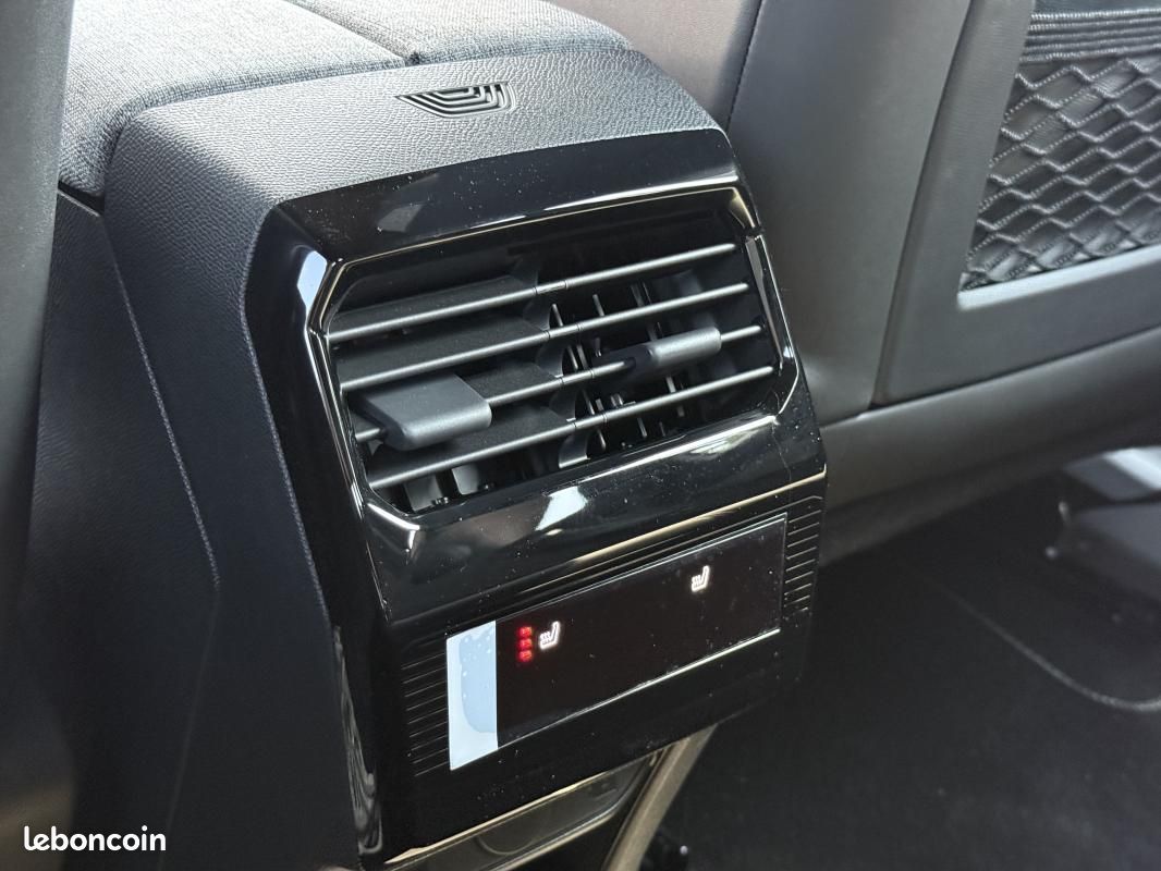 Peugeot 3008 GT EXLUSIVE HYBRID 145 CH (image 14)