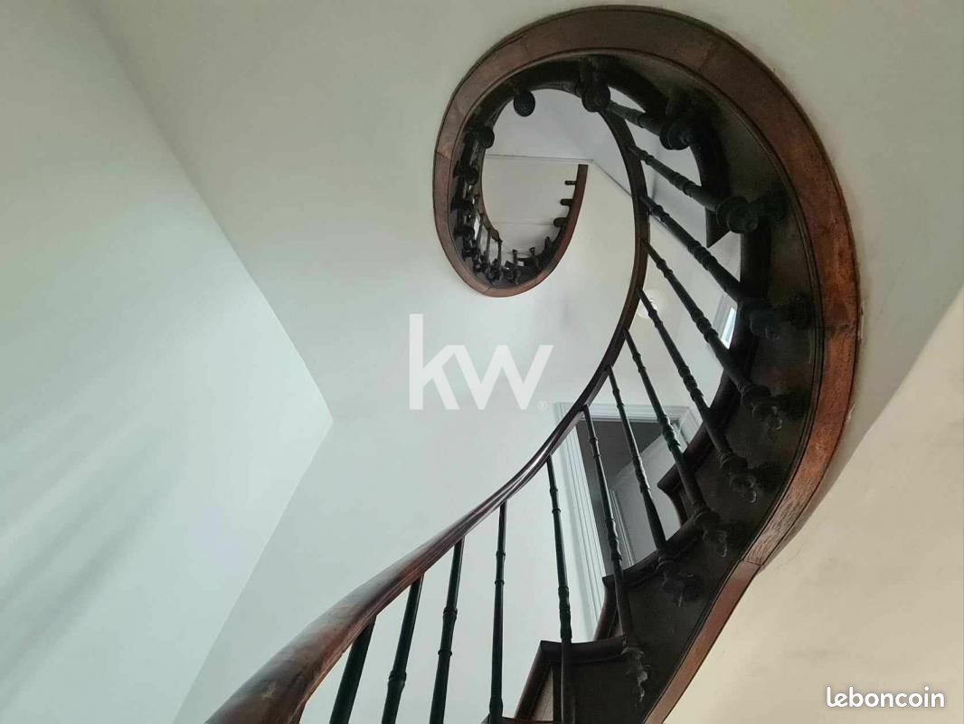 Propriété 13 pièces 362 m² - Châtignac 16480 (image principale 9)