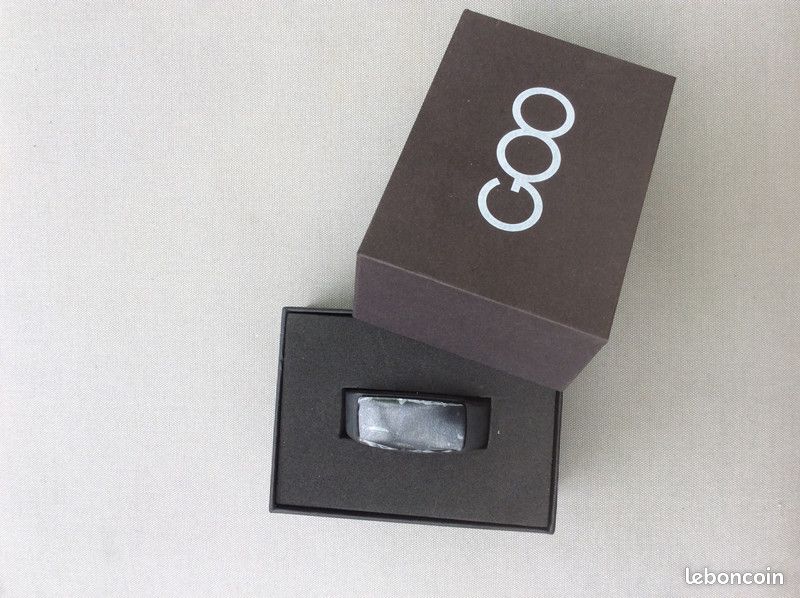 Montre connectée noir GOO (image 1)