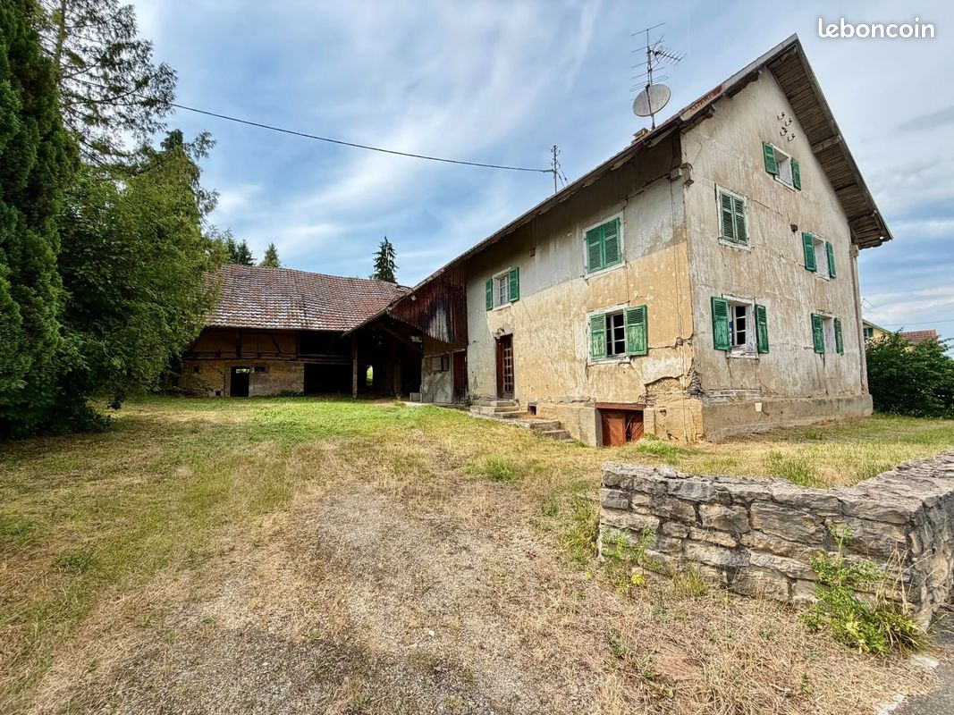 Maison 7 pièces 142 m² · à Altkirch · 142 m² · 110 000 €
