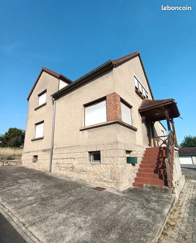 Maison 7 pièces 161 m² · à Rémelfing · 161 m² · 159 900 €