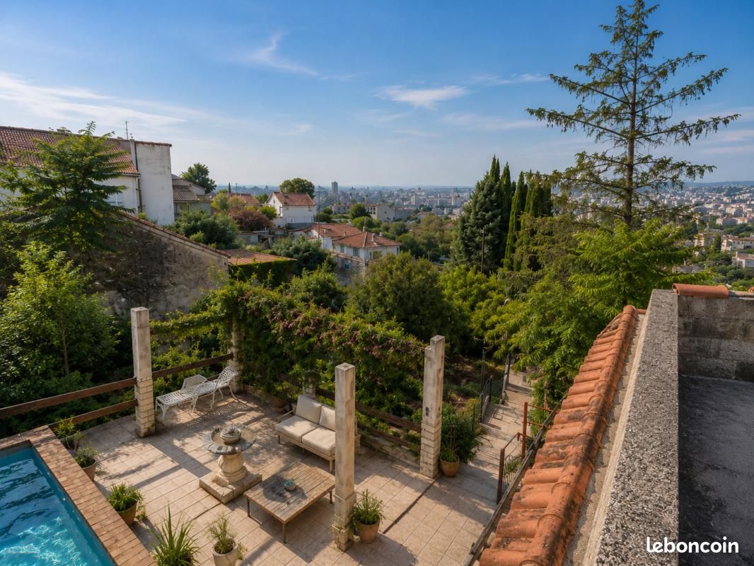 Maison 2 pièces 115 m² · à Marseille · 115 m² · 396 000 €