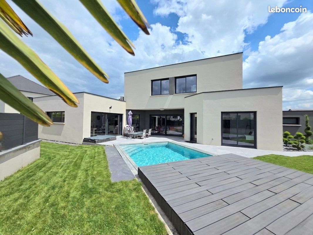 Maison 9 pièces 260 m² · à Baldersheim · 260 m² · 790 000 €