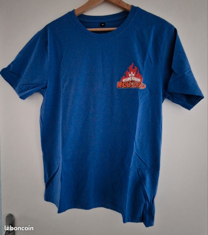Lot t-shirt + pull Anime / Pop culture (image 11)