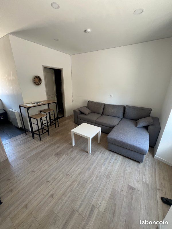 Appartement 1 pièce(s) 30 m²à louer Vesoul