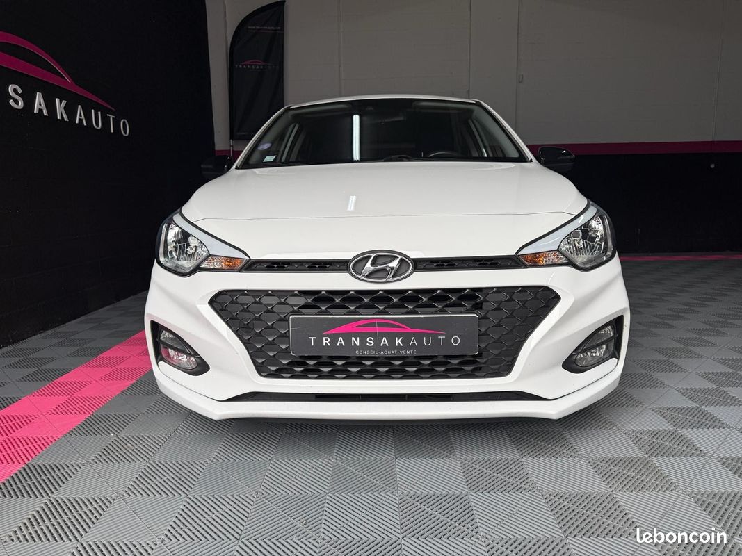 HYUNDAI i20 1.2 84 Intuitive (image 2)