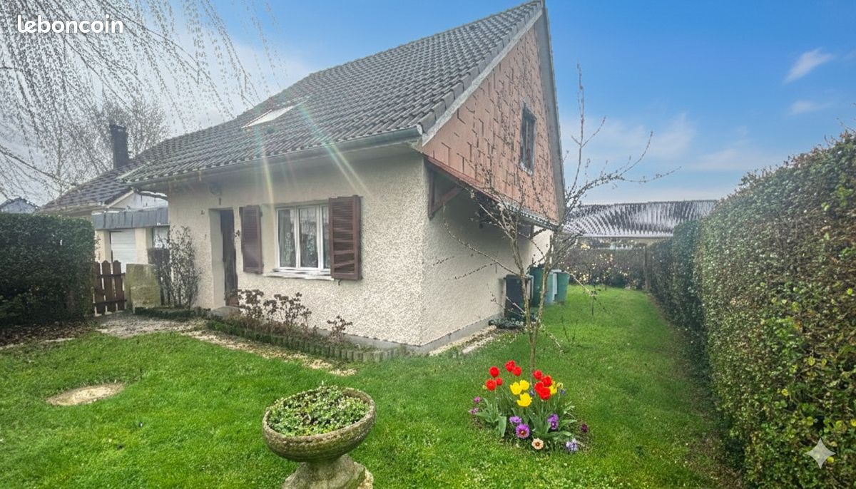Maison 5 pièces 93 m² · à Montivilliers · 93 m² · 230 000 €