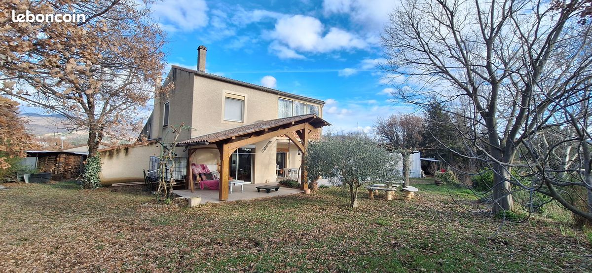 Maison 6 pièces 200 m² · à Château-Arnoux-Saint-Auban · 200 m² · 539 000 €