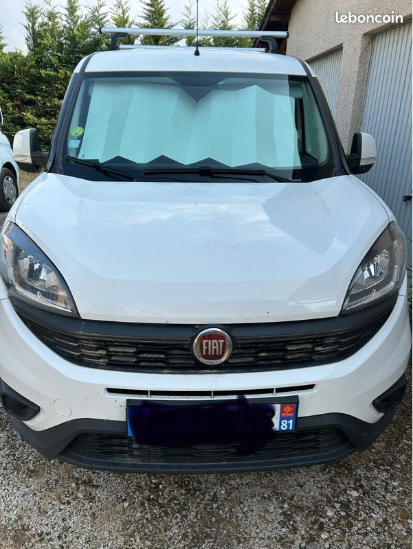à vendre fiat doblo maxi (image 1)