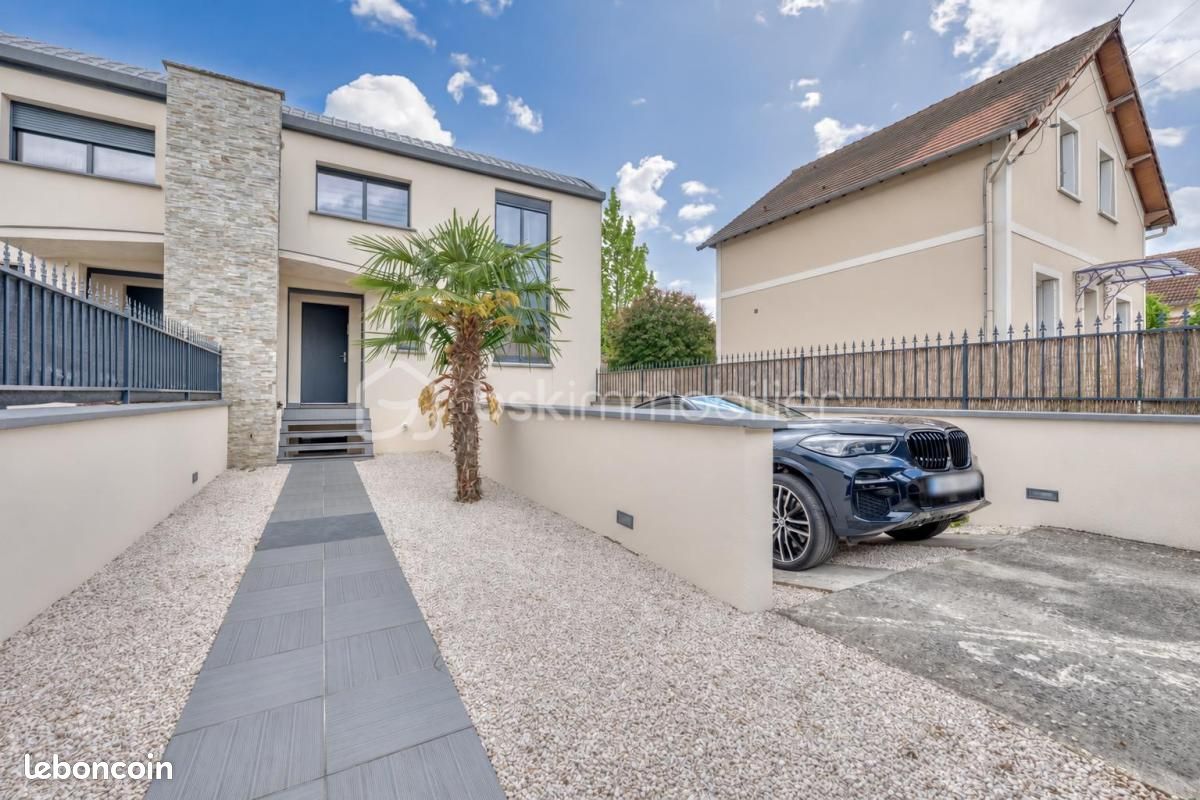 Maison 5 pièces 96 m² · à Brunoy · 96 m² · 450 000 €