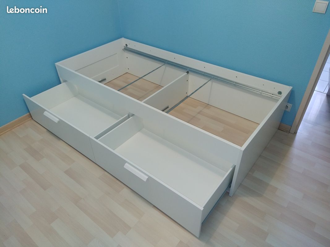 Cadre de lit simple IKEA Brimnes blanc 90x200 (image 2)