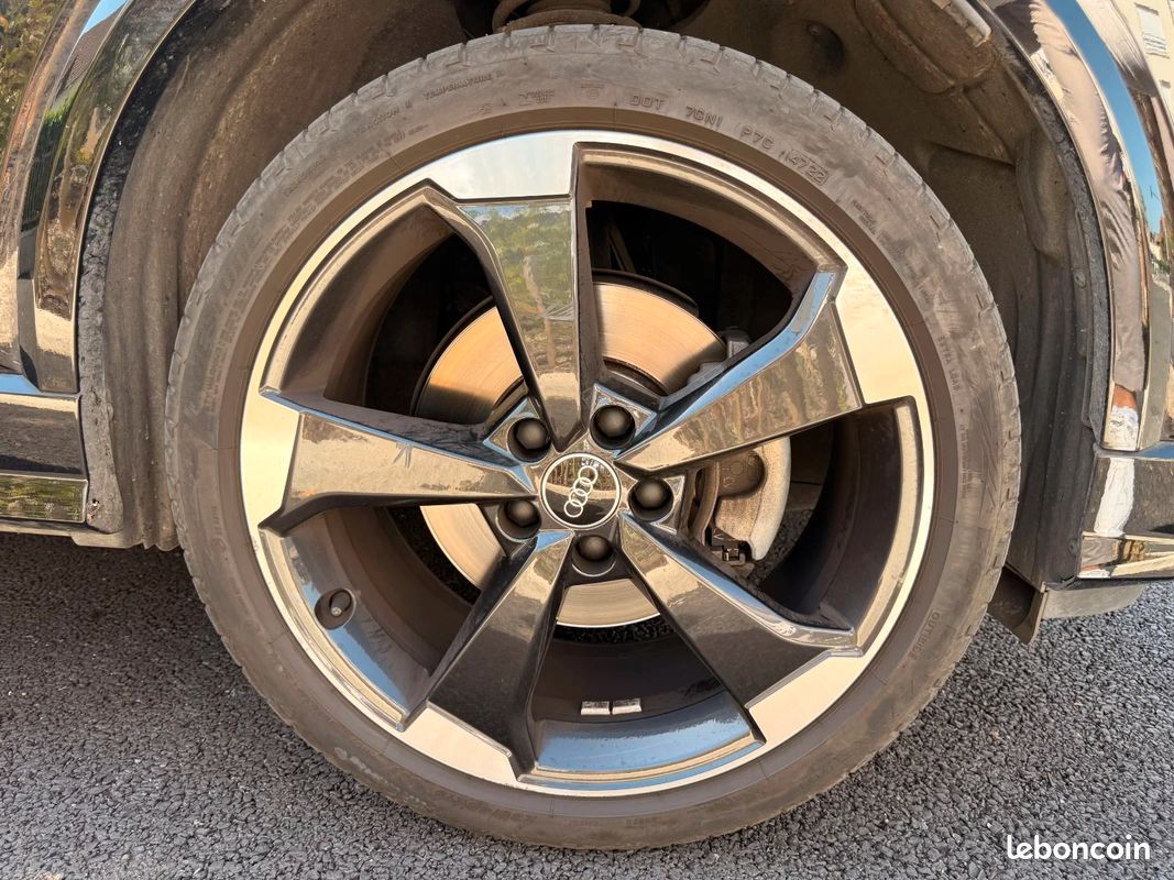 AUDI Q2 35 TFSI 150 S tronic 7 S line (image 29)
