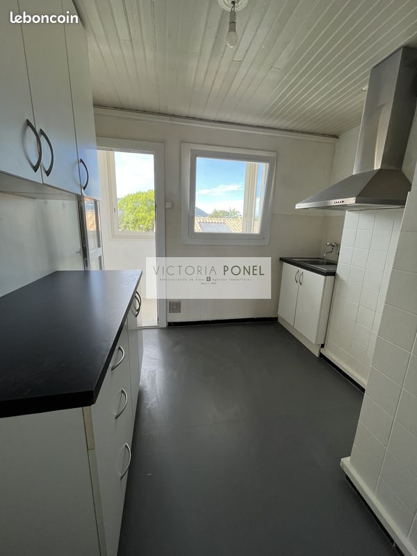 Appartement 3 pièces 56 m² · à La Crau · 56 m² · 827 €