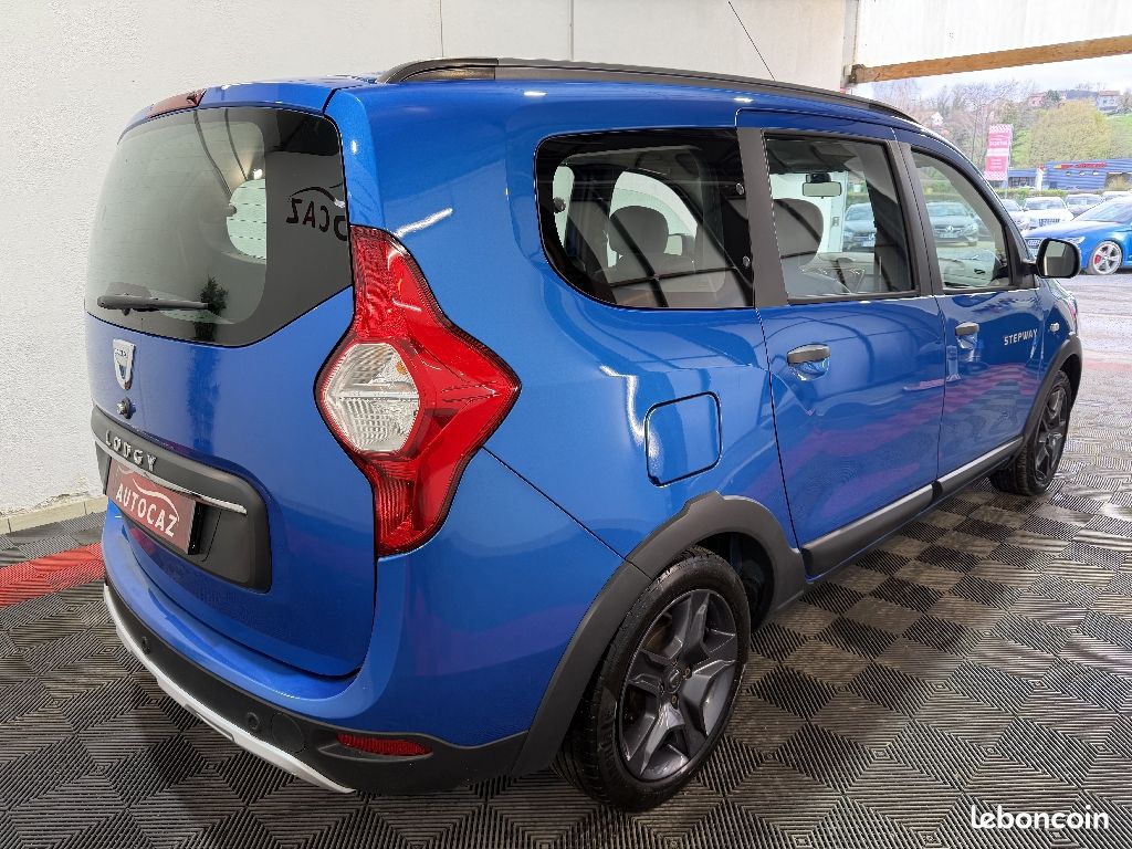Dacia Lodgy dCI 110 7 places BVM6 Stepway (image 8)