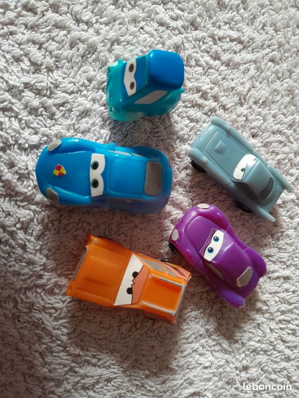 Lot De 5 Petites Voitures Kinder Et Assimilées - Micro Voitures Jouets, Occasion