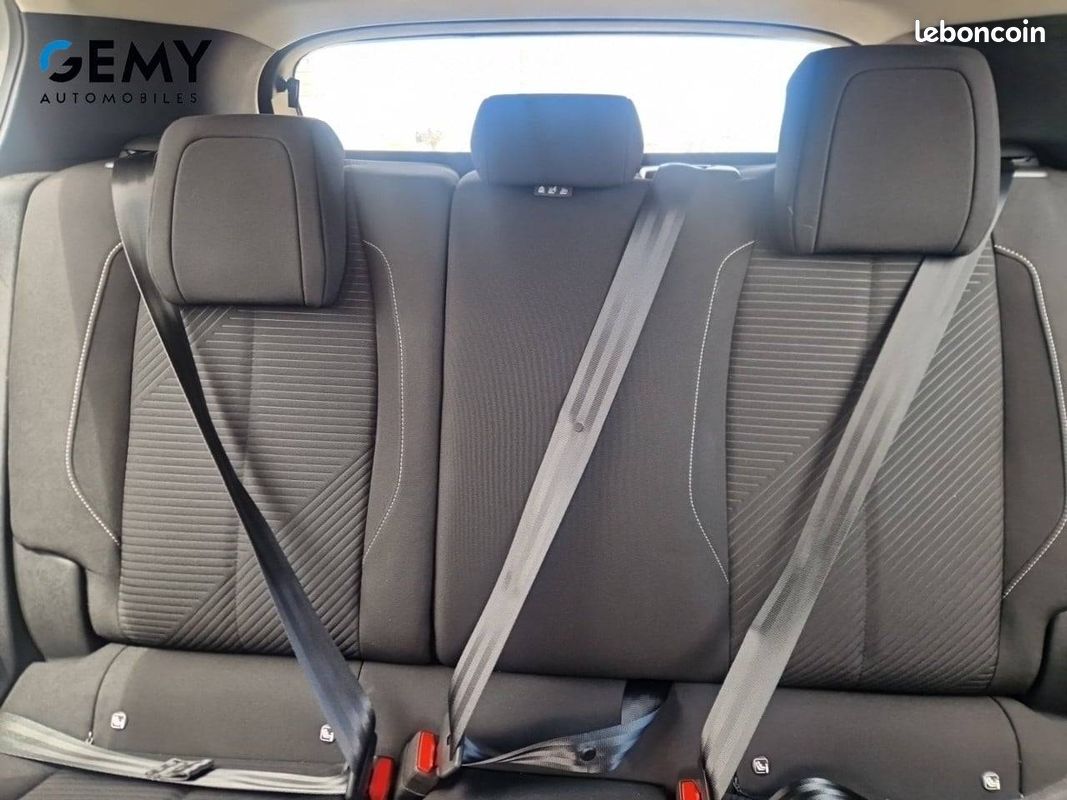 PEUGEOT 308 PHEV 180 e-EAT8 Active Pack (image 16)
