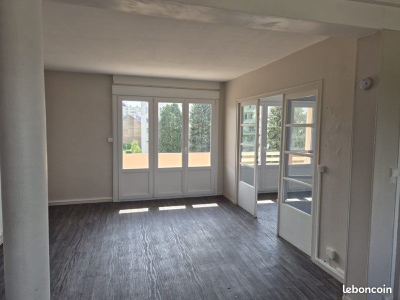 Appartement 3 pièces 55 m² · à Saint-Quentin · 55 m² · 600 €