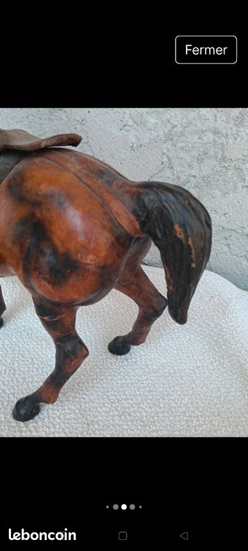 Cheval ancien en cuir (image 6)