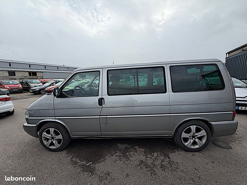 Volkswagen MULTIVAN 2.5 TDI 102CH CONFORT (image 8)