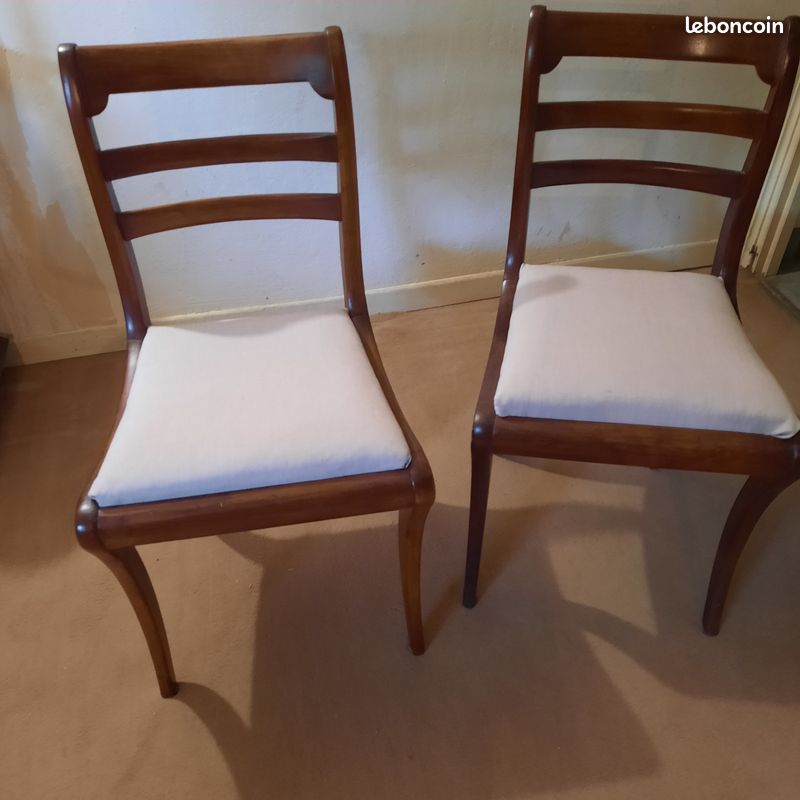 2 CHAISES acajou (image 1)