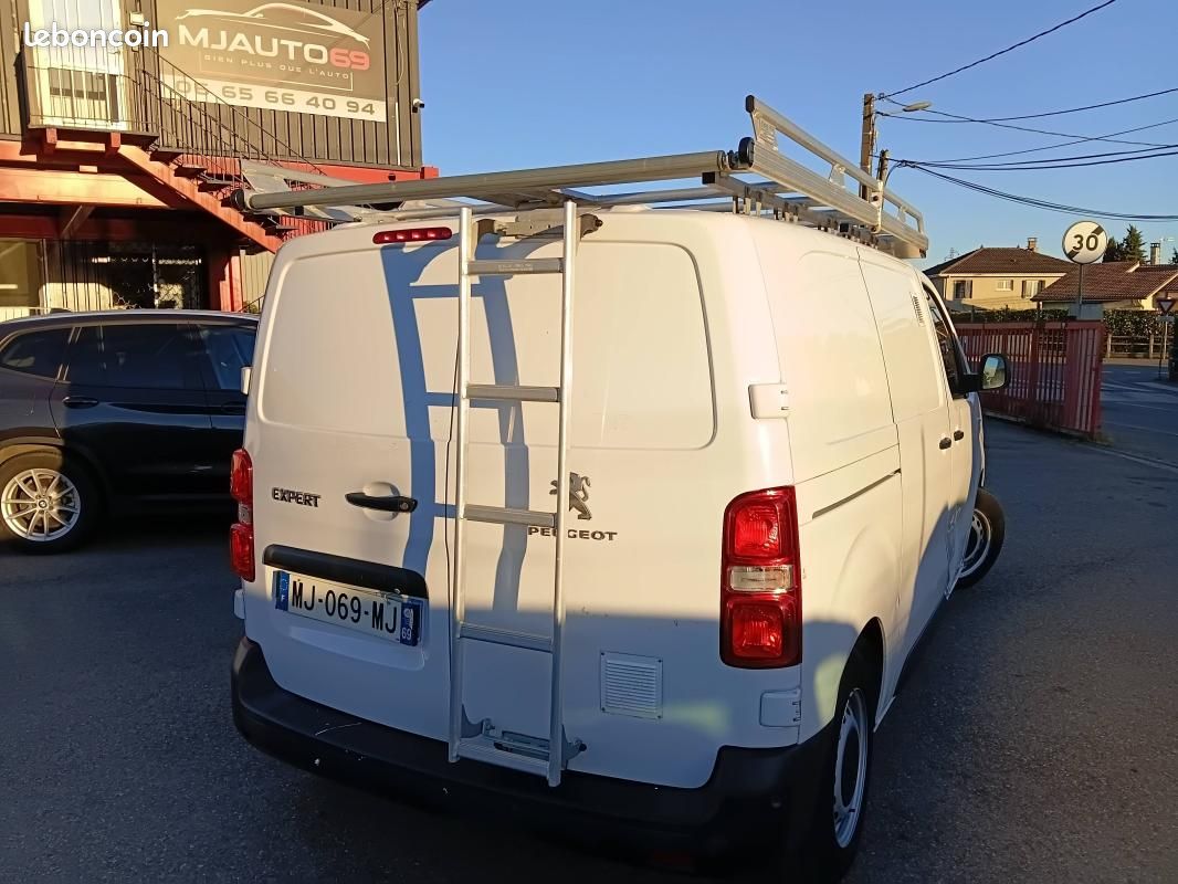 Peugeot Expert III 1.5L BLUEHDI 120cv FOURGON CAMERA GPS GALERIE STANDARD ASPHALT (image 4)