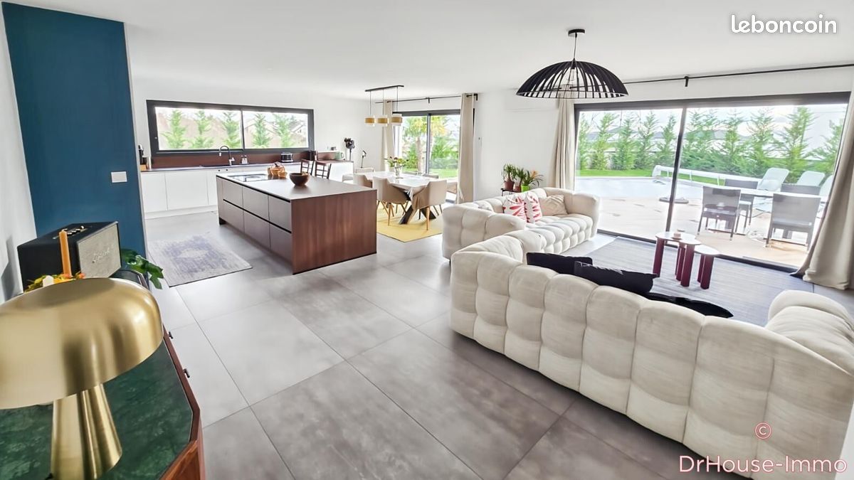 Maison 7 pièces 191 m² · à Ahuy · 191 m² · 675 000 €