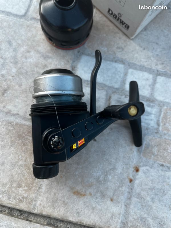 Moulinet Daiwa US 80XB – Pêche Truite Et Saumon (Eau Douce/Salée)