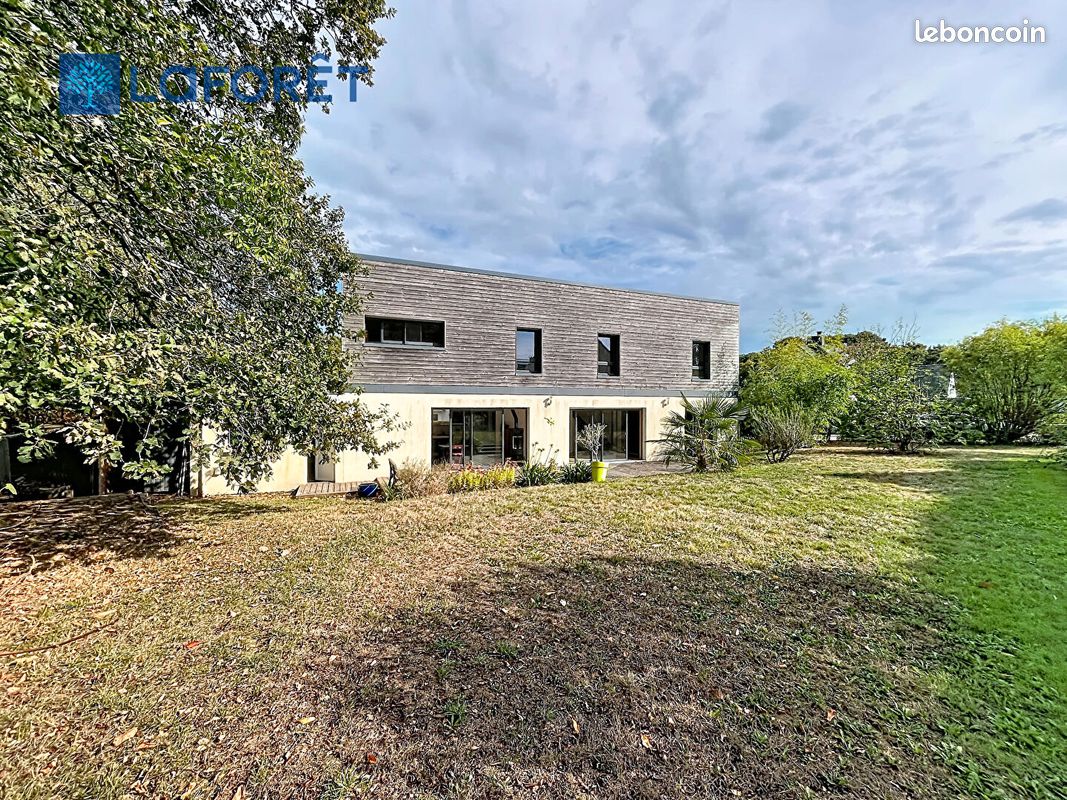 Maison 6 pièces 154 m² · à Brech · 154 m² · 1 327 €/mois