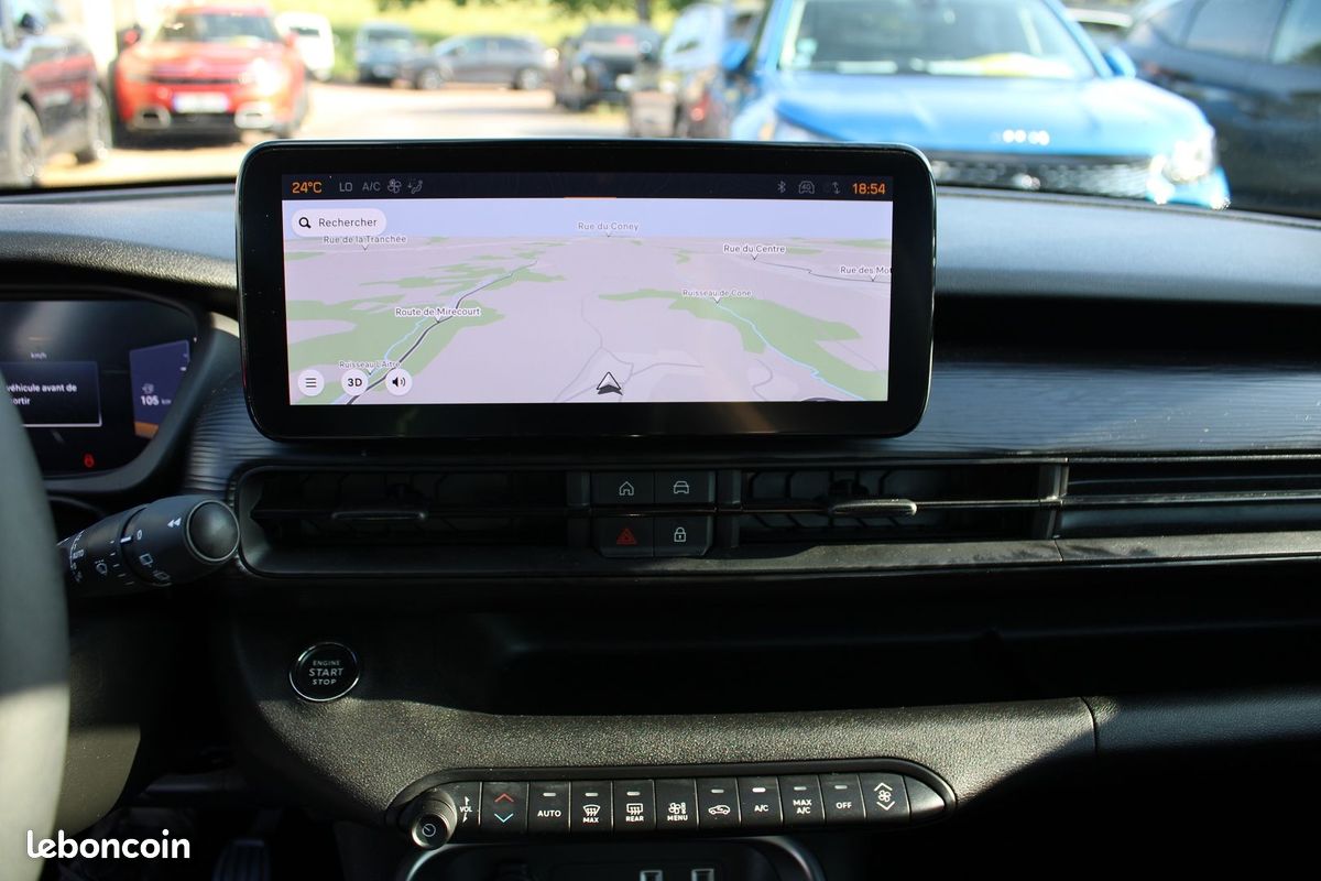 Jeep AVENGER ALTITUDE 100 CV 1L2 TURBO BOITE 6V ABS CAMÉRA GRAND GPS 3D BLUETOOTH AUDIO JBL (image 15)