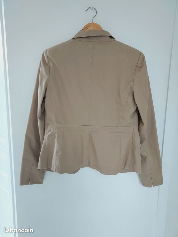Tailleur veste 38 et jupe 40 Maison 1 2 3 beige et doré (image 17)