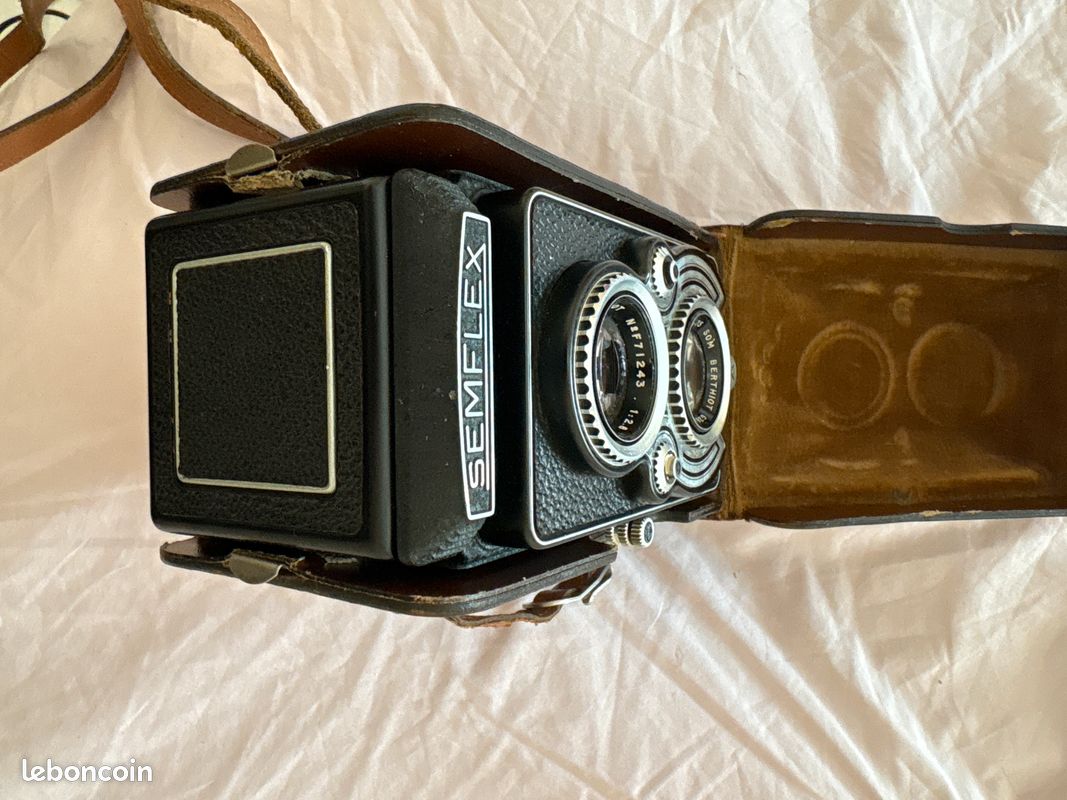 SEM: Semflex Otomatic B Price Guide: estimate a camera value