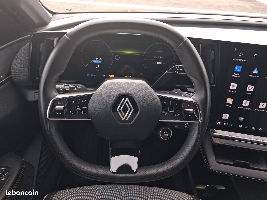 RENAULT Megane E-Tech EV60 220 ch super charge Techno (image 20)