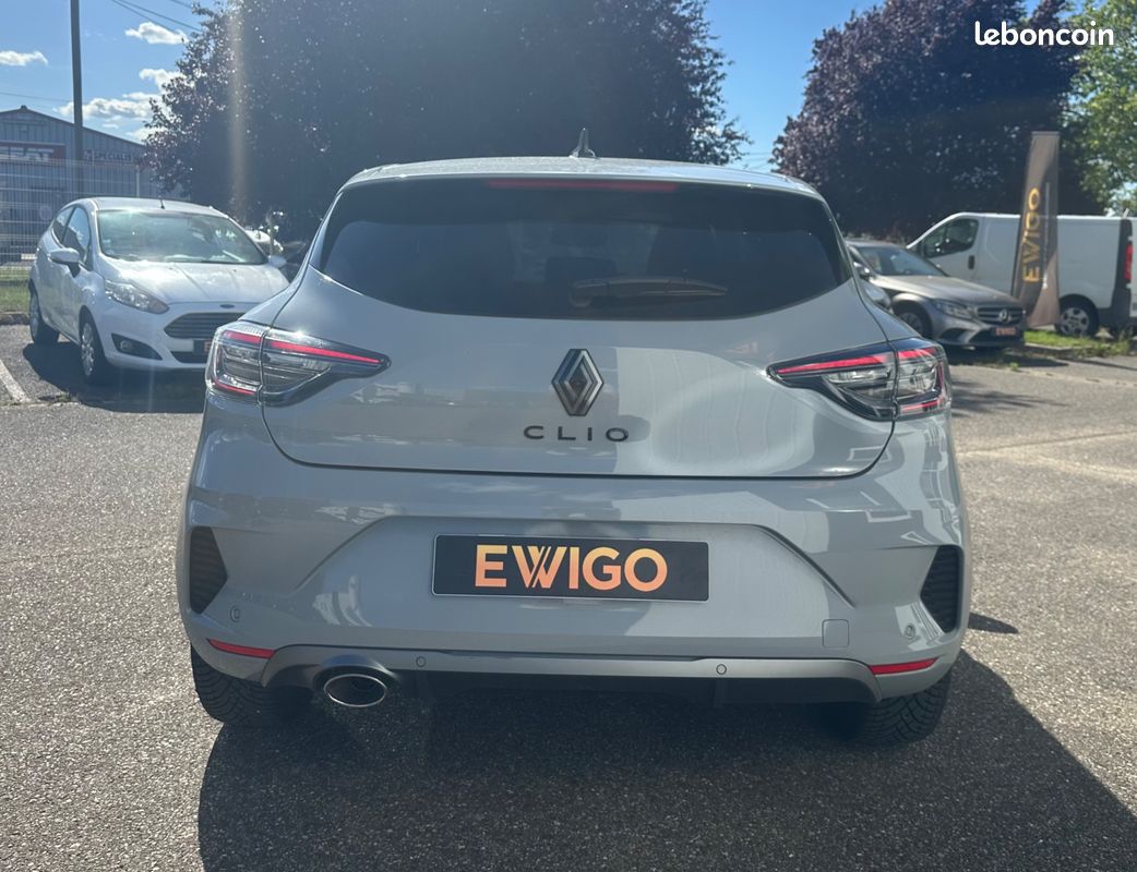 RENAULT CLIO 1.0 TCE 90CH ESPRIT ALPINe (image 30)