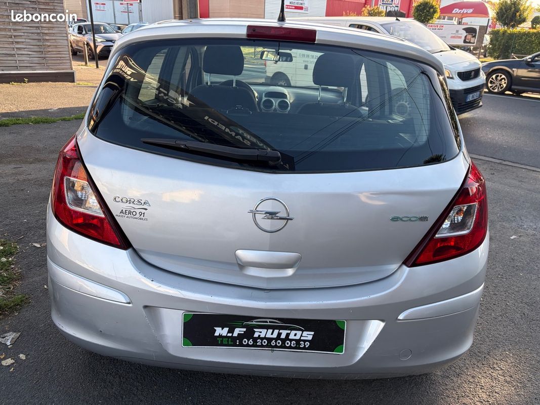 Opel Corsa CDTI COOLLINE 1 ÈRE MAIN SUIVIE D ENTRETIEN PAYÉ EN 3 FOIS (image 5)