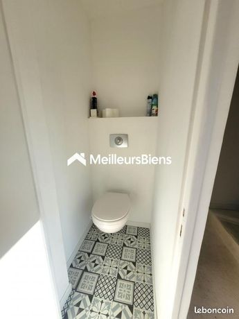 https://img.leboncoin.fr/api/v1/lbcpb1/images/a7/81/b0/a781b0f61278433d2c3165ea571575366775e65d.jpg?rule=ad-image