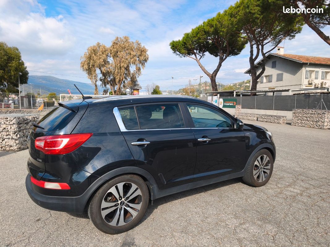 Kia SPORTAGE 2.0 CRDI 184 CV BVA 4WD PREMIUM (image 3)