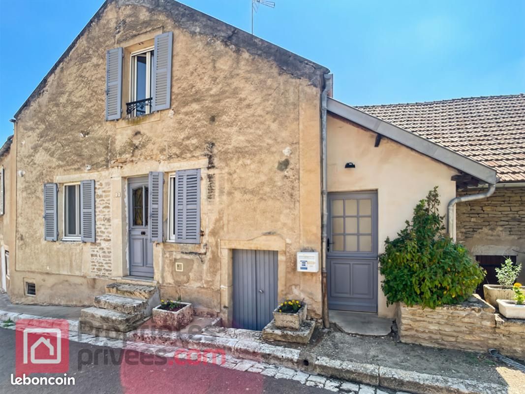Maison 3 pièces 88 m² · à Massangis · 88 m² · 615 €