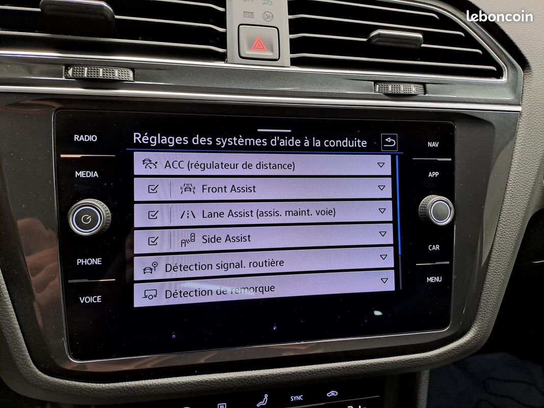 VOLKSWAGEN Tiguan 2.0 TDI 150ch DSG7 Elegance (image 28)