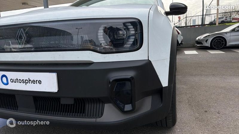 Renault 4 E-Tech Electrique 150ch Techno autonomie confort (image 17)