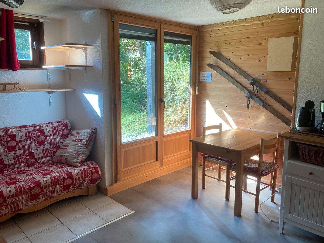 Appartement 1 pièce 25 m² · aux Rousses · 25 m² · 650 €/mois